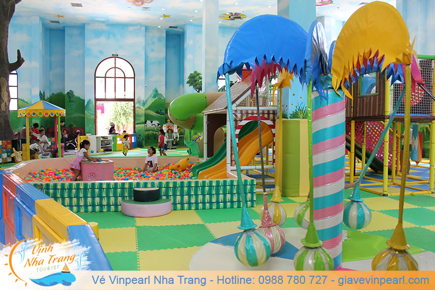 Pháo đài kẹo ngọt Vinpearl Land Nha Trang